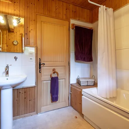 Chalet Avec Sauna Entre Leman, Montagnes Et Golf - Le Cocon Du Leman *